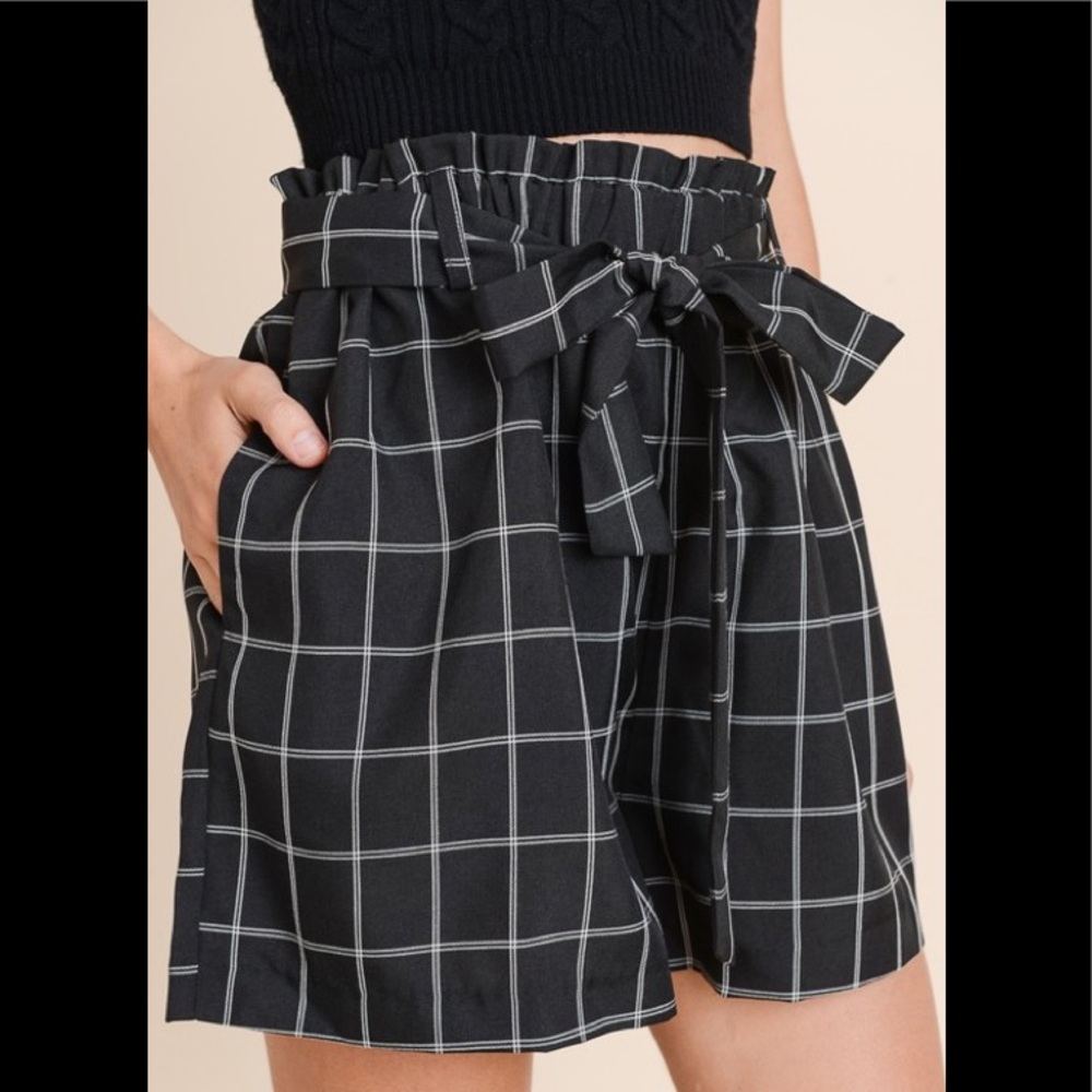 Doe and rae paper bag shorts